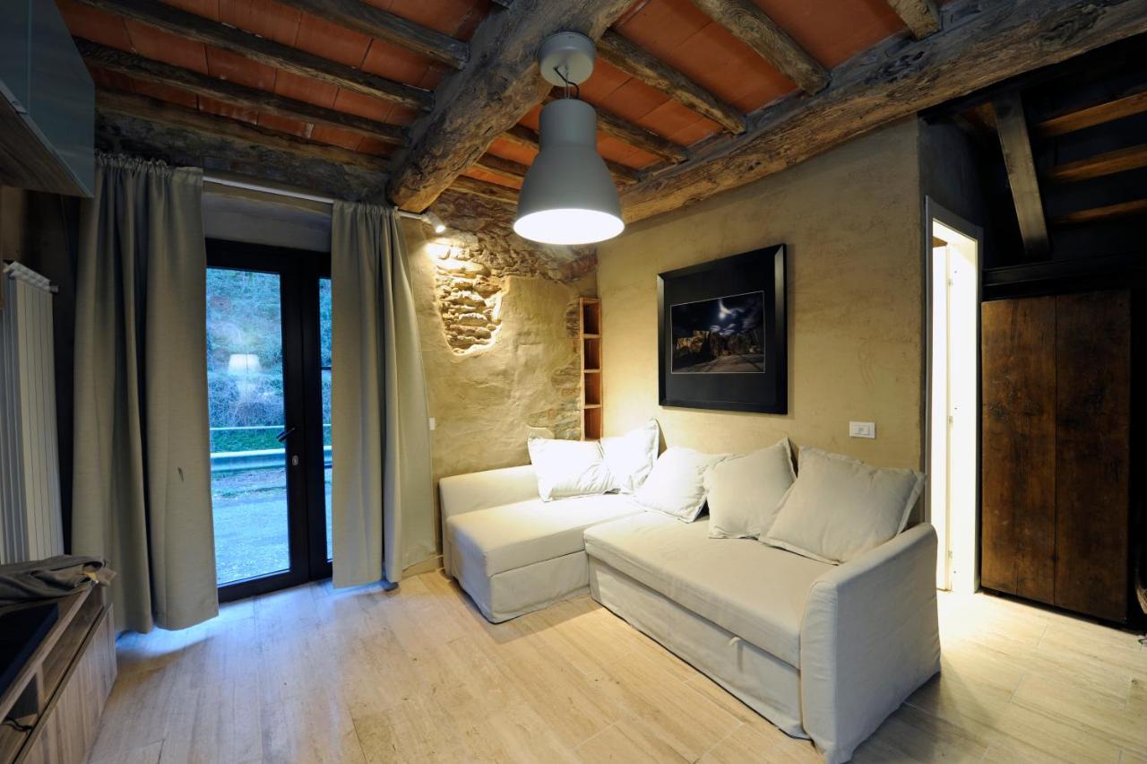 Incantevole Casa Sul Fiume, Relax E Natura Ai Piedi Della Alpi Apuane Massa  Ngoại thất bức ảnh