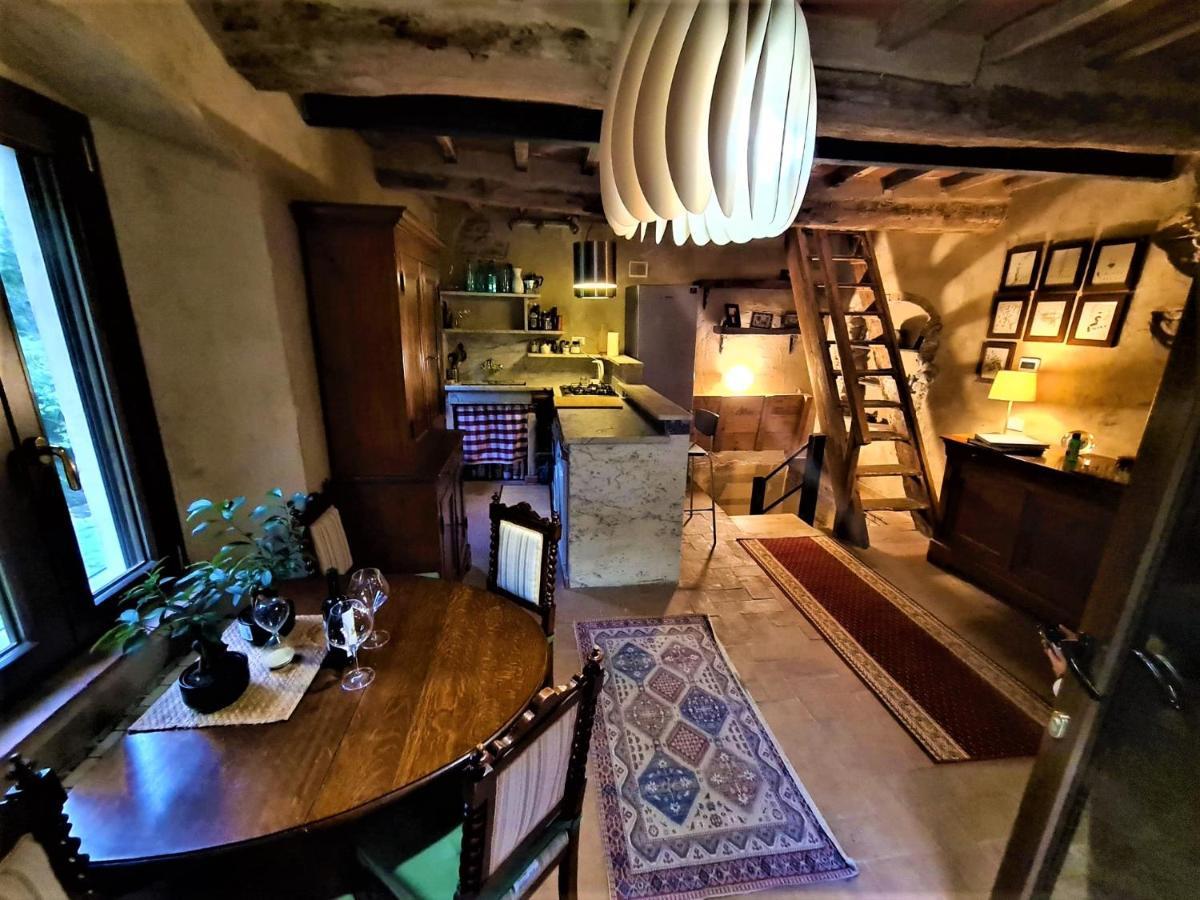 Incantevole Casa Sul Fiume, Relax E Natura Ai Piedi Della Alpi Apuane Massa  Ngoại thất bức ảnh